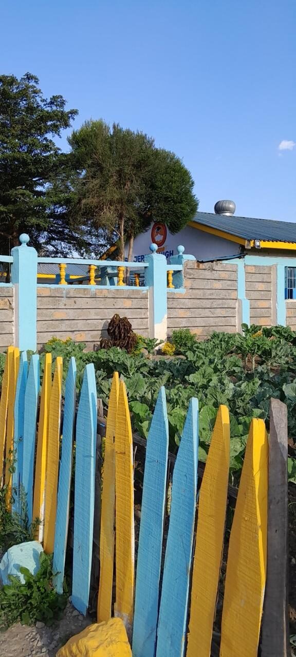 School garden, picket fence border